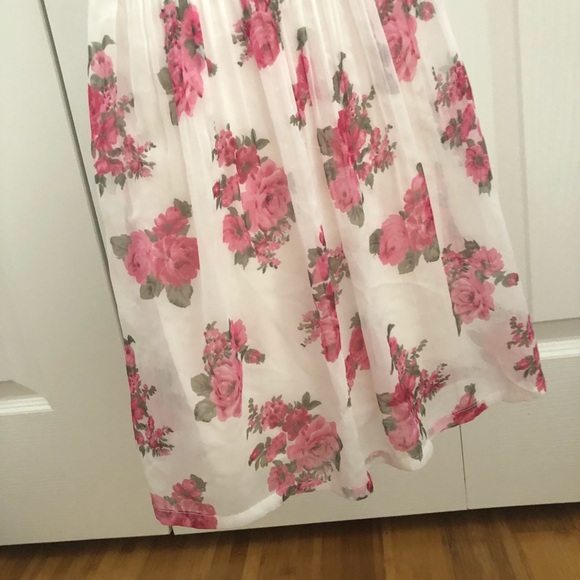 medium white and pink floral abercrombie dress - Picture 2 of 8